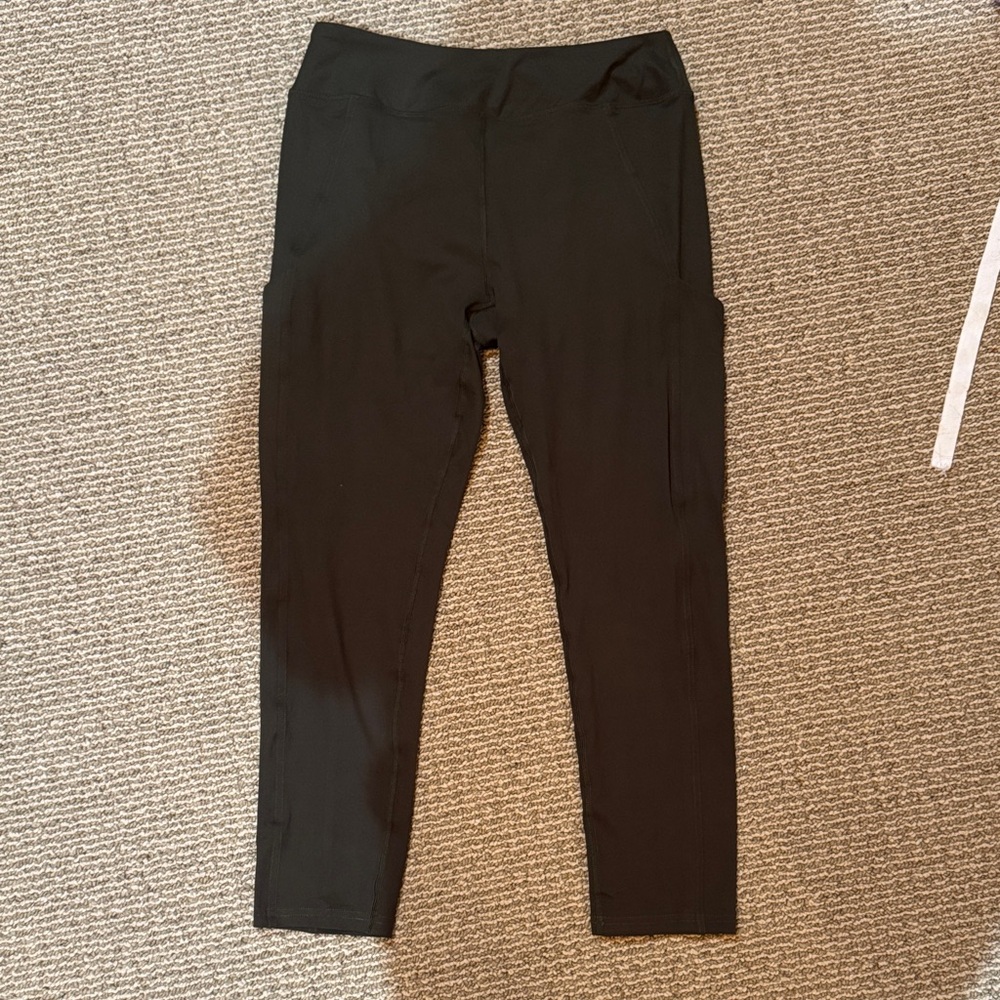 lululemon army green Leggings
